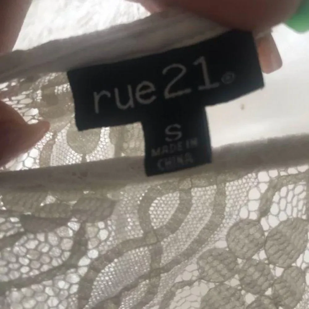 Rue 21 Mesh Short Sleeve Shirt White Small
